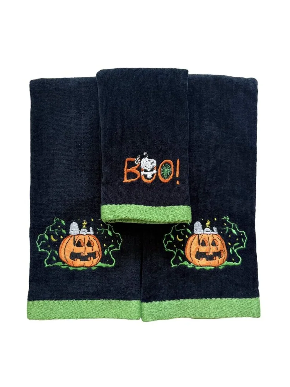 Peanuts Snoopy Halloween Embroidered (2) Hand Towels + (1) Fingertip Towel Set